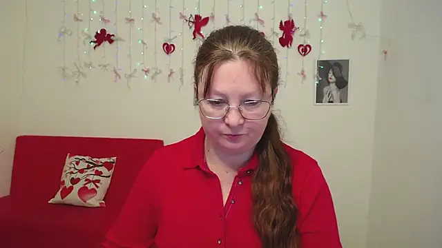 VanessaHotts online show from 02-16-26, 06:09