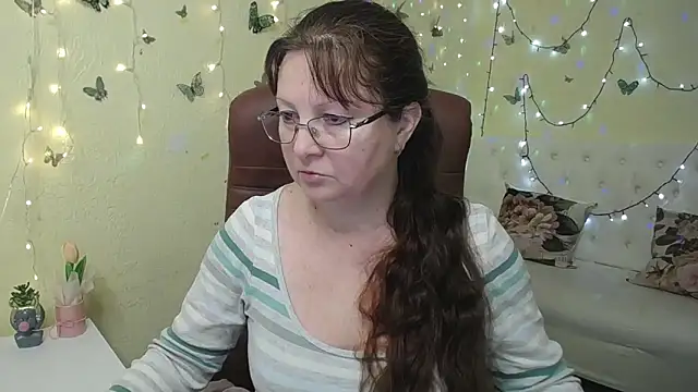 VanessaHotts online show from 03-23-26, 06:06