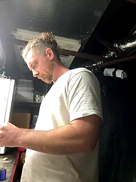 mandjpuff2 online show from 12-08-24, 05:50