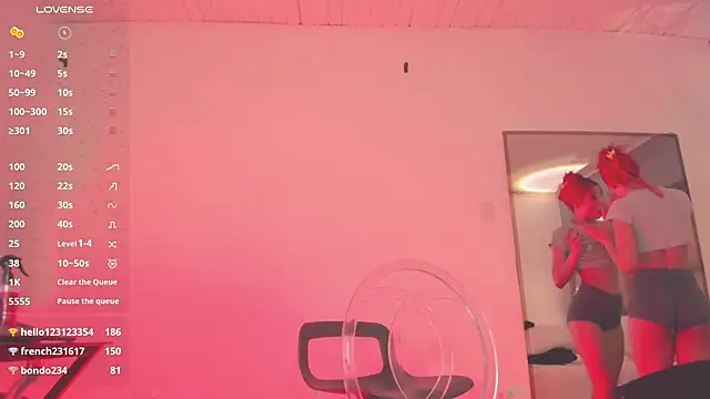 Emmily Savage online show from 02-06-25, 10:26