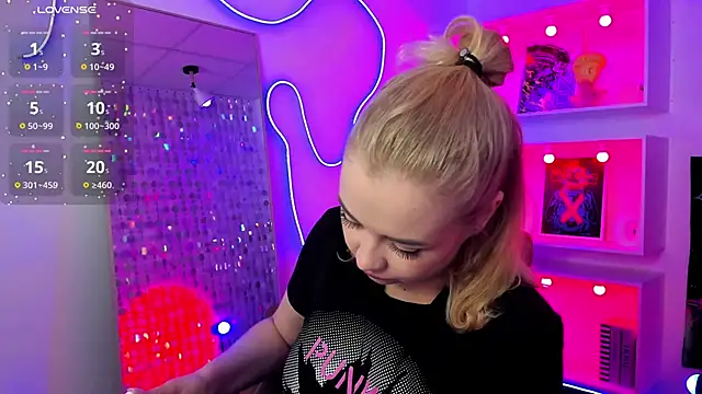 StephanieSweety online show from 03-22-26, 05:38