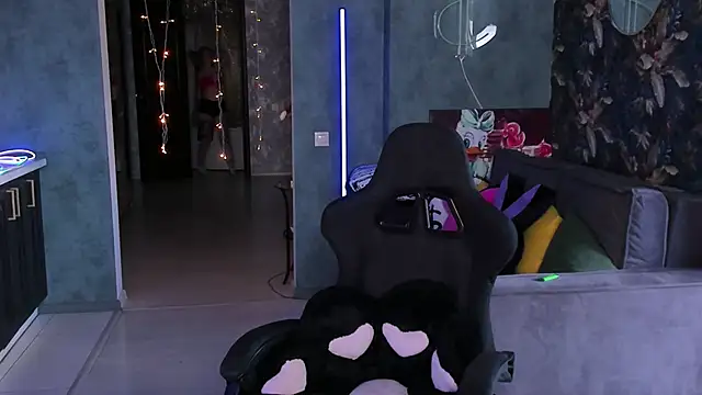 Blckmirrorr online show from 04-26-26, 10:57