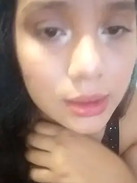 Snapshot of Lesliemilk5 chatting on 11-23-25, 10:42 Lesliemilk5 online show from 11-23-25, 10:42