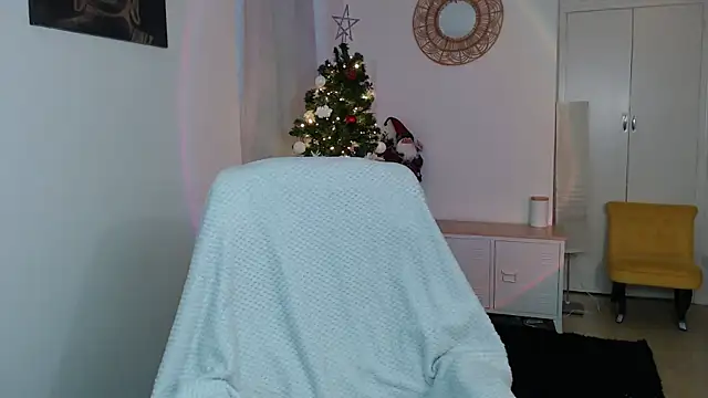 Crystal-dreamt online show from 12-18-25, 09:48