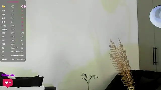 Isabellacharm online show from 01-10-25, 07:43