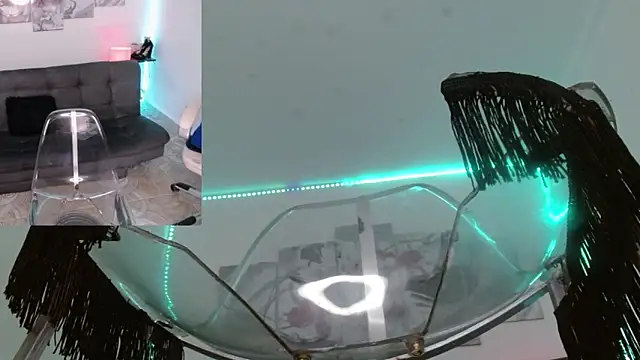 Snapshot of jazmin_ross chatting on 03-04-26, 12:49 jazmin ross online show from 03-04-26, 12:49