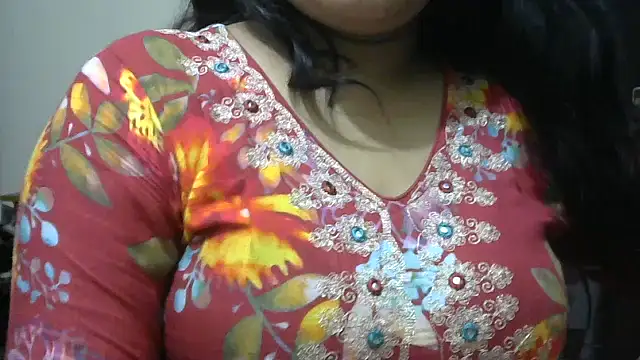 Snapshot of Bengalisexygirl chatting on 08-09-26, 03:50 Bengalisexygirl online show from 08-09-26, 03:50