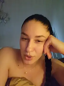moniqque online show from 07-12-26, 02:41