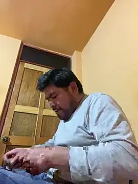 Snapshot of jerrydiaz chatting on 06-03-26, 02:25 jerrydiaz online show from 06-03-26, 02:25