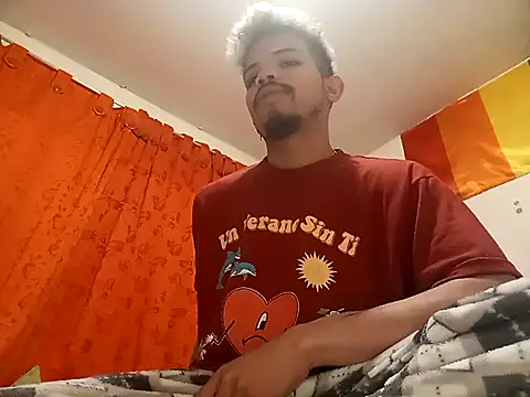 Snapshot of danidiazto2023 chatting on 10-16-25, 12:22 danidiazto2023 online show from 10-16-25, 12:22