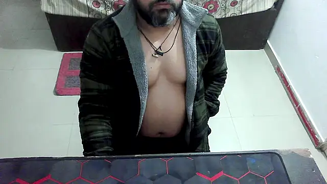 Snapshot of rentarob chatting on 02-08-26, 05:38 rentarob online show from 02-08-26, 05:38