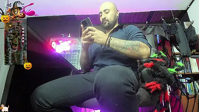 Leon 1234 online show from 10-29-25, 11:39