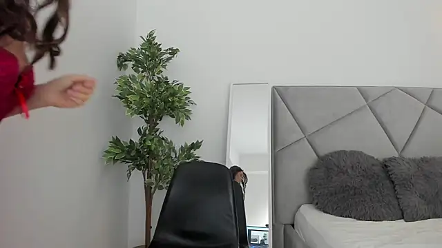 BlueEyesLexy online show from 04-18-26, 07:45