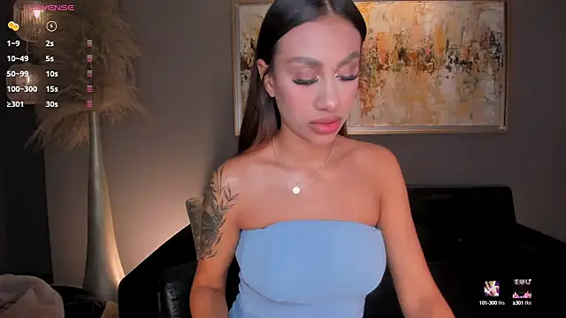 Snapshot of DannaCruz chatting on 01-17-25, 07:05 DannaCruz online show from 01-17-25, 07:05