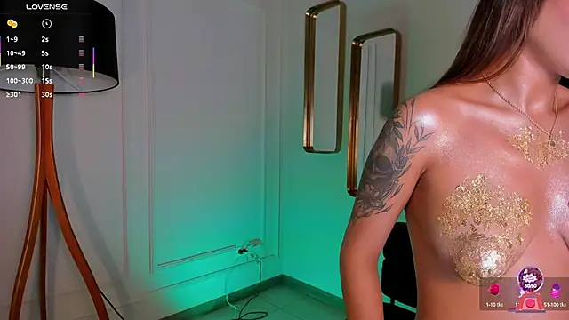 Snapshot of DannaCruz chatting on 02-25-25, 10:39 DannaCruz online show from 02-25-25, 10:39