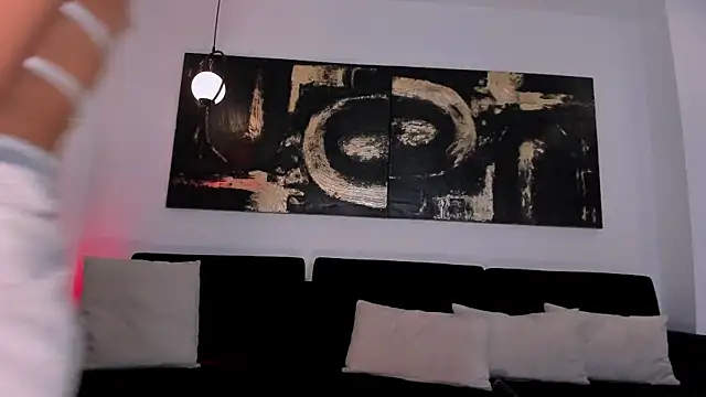 Snapshot of DannaCruz chatting on 03-07-25, 10:32 DannaCruz online show from 03-07-25, 10:32