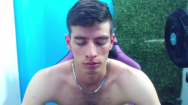 Snapshot of DEIBY_BABY chatting on 01-10-25, 03:07 DEIBY BABY online show from 01-10-25, 03:07