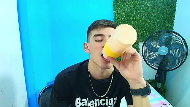 Snapshot of DEIBY_BABY chatting on 01-29-25, 03:54 DEIBY BABY online show from 01-29-25, 03:54