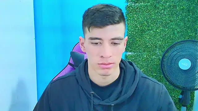 Snapshot of DEIBY_BABY chatting on 02-17-25, 06:48 DEIBY BABY online show from 02-17-25, 06:48