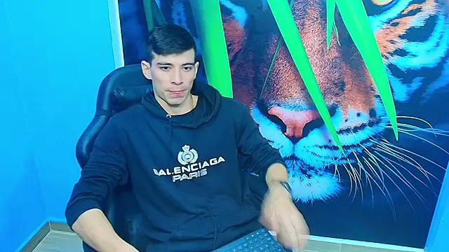 Snapshot of DEIBY_BABY chatting on 09-18-25, 07:38 DEIBY BABY online show from 09-18-25, 07:38