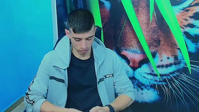 Snapshot of DEIBY_BABY chatting on 10-02-25, 03:30 DEIBY BABY online show from 10-02-25, 03:30