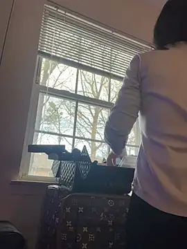 DominiqueX0 online show from 02-01-25, 01:51