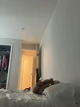 DominiqueX0 online show from 03-04-25, 03:11