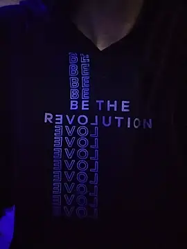 LissaThompsom online show from 10-31-25, 08:54