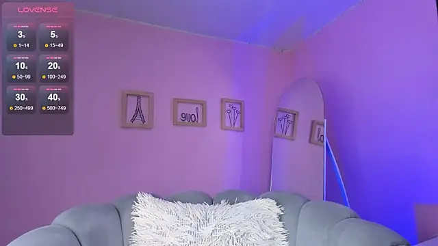 Snapshot of AmyOlimpo chatting on 02-19-25, 03:50 AmyOlimpo online show from 02-19-25, 03:50