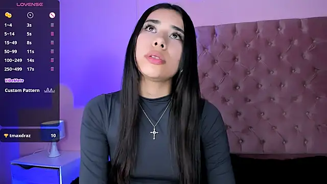 Snapshot of AmyOlimpo chatting on 03-01-25, 01:07 AmyOlimpo online show from 03-01-25, 01:07
