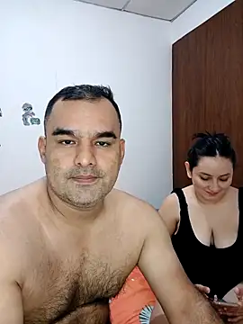 Snapshot of Angeelus2 chatting on 03-11-26, 06:47 Angeelus2 online show from 03-11-26, 06:47