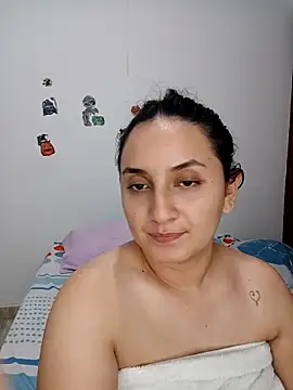 Snapshot of Angeelus2 chatting on 04-24-26, 10:34 Angeelus2 online show from 04-24-26, 10:34