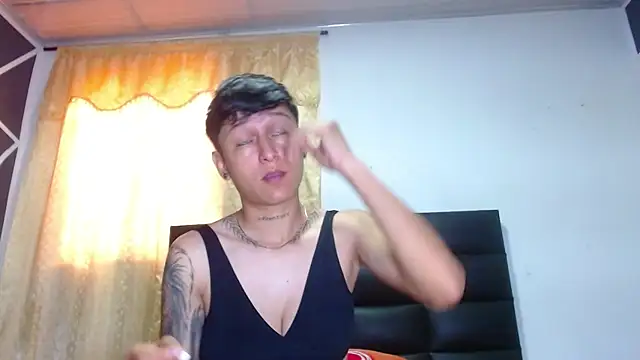 Tamarahryan online show from 01-28-25, 02:21