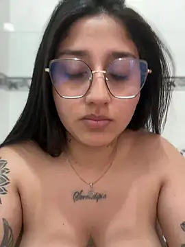 croftsmila online show from 01-12-25, 07:21