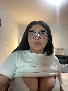 Snapshot of croftsmila chatting on 03-10-26, 12:04 croftsmila online show from 03-10-26, 12:04