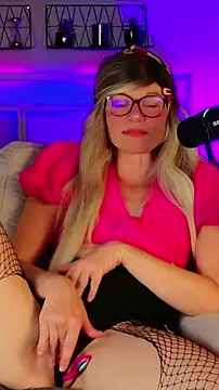 Kittychatte online show from 05-28-26, 07:55
