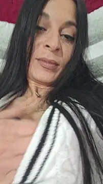Snapshot of patatinahot87 chatting on 02-19-26, 04:58 patatinahot87 online show from 02-19-26, 04:58