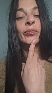 Snapshot of patatinahot87 chatting on 04-02-26, 03:53 patatinahot87 online show from 04-02-26, 03:53