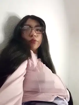 Snapshot of Umaru_uwu chatting on 11-16-25, 07:25 Umaru uwu online show from 11-16-25, 07:25