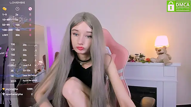 Katia Kim online show from 02-20-25, 09:22