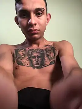 Snapshot of fran777775 chatting on 01-14-26, 01:39 fran777775 online show from 01-14-26, 01:39