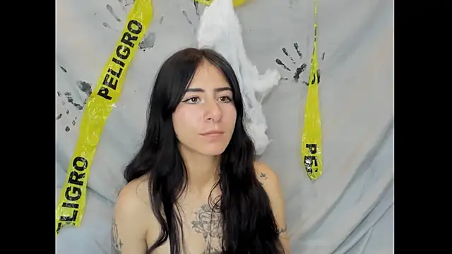 Mhelanny2 online show from 10-31-25, 06:09