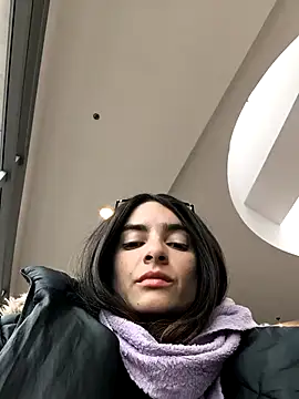 Snapshot of Sam_Sara chatting on 03-14-25, 02:19 Sam Sara online show from 03-14-25, 02:19