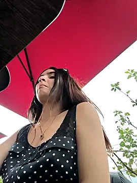 Snapshot of Sam_Sara chatting on 03-14-25, 05:46 Sam Sara online show from 03-14-25, 05:46