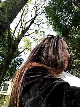 Snapshot of Sam_Sara chatting on 03-15-25, 02:23 Sam Sara online show from 03-15-25, 02:23