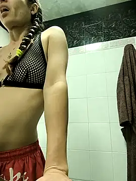 Snapshot of Sam_Sara chatting on 10-01-25, 03:45 Sam Sara online show from 10-01-25, 03:45