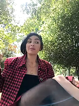 Snapshot of Sam_Sara chatting on 12-03-25, 06:17 Sam Sara online show from 12-03-25, 06:17