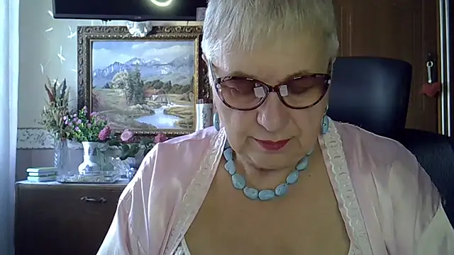 SweetCherry27 online show from 09-14-25, 04:44