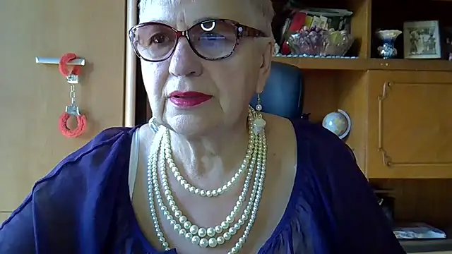 SweetCherry27 online show from 09-27-25, 05:01