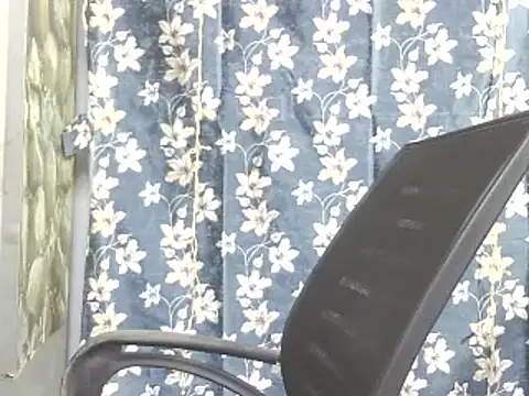 Supriya201 online show from 01-17-26, 05:45